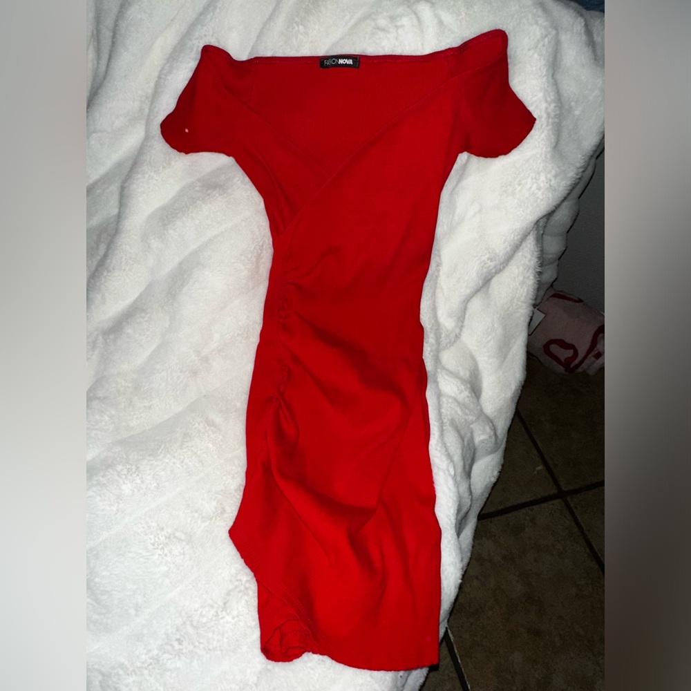 Size Small Red Fashion Nova Dress, Worn Once! No longer fits me but it’s super..